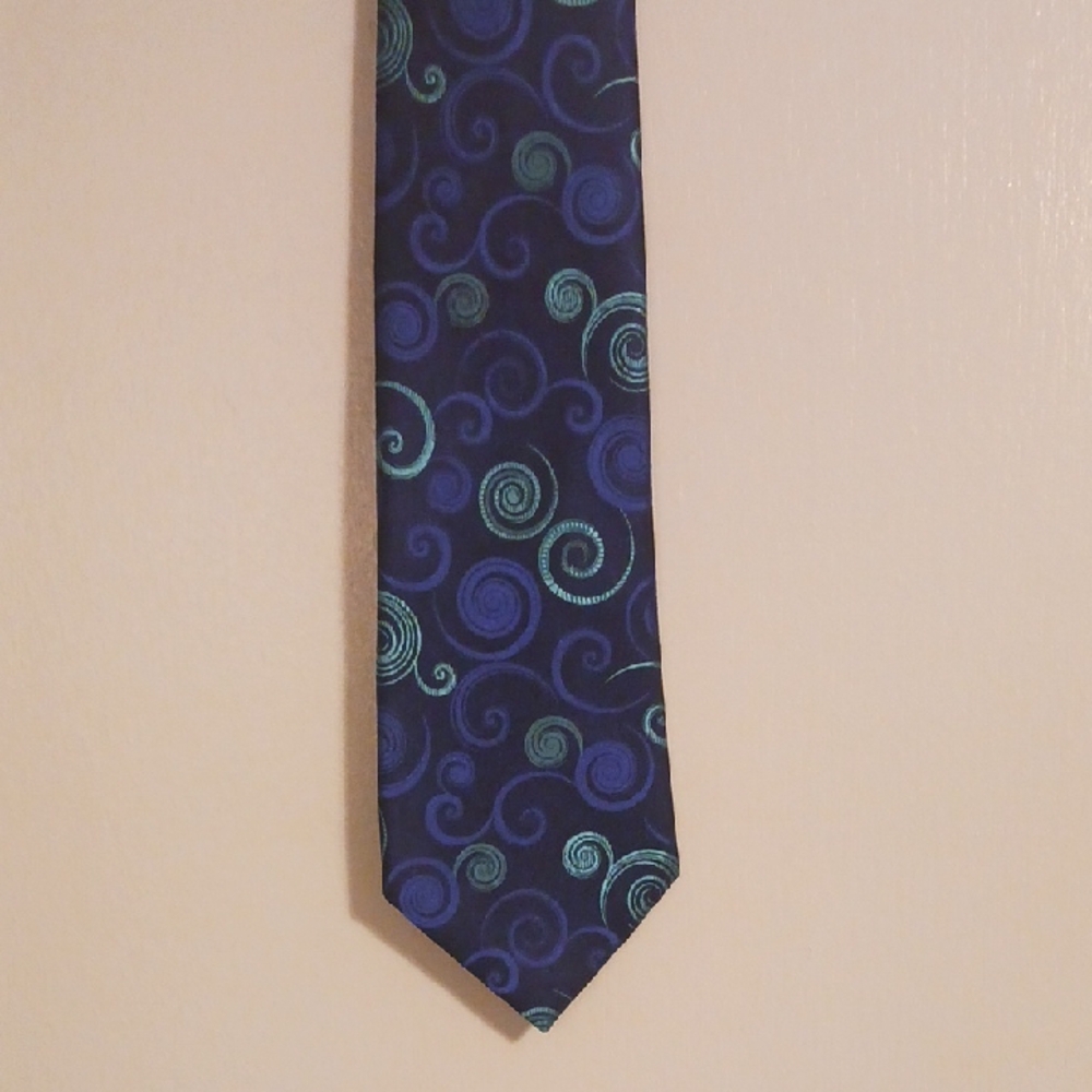 SPECIAL 3 FOR$25 Croft & Barrow Blue and Teal Swirl Tie
